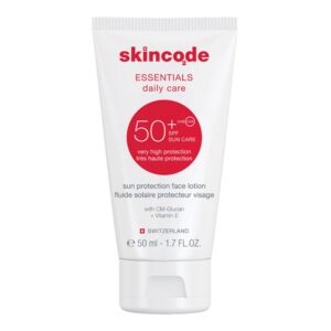 لوسیون ضد آفتاب بی‌رنگ فاقد چربی +SPF50 اسکین کد